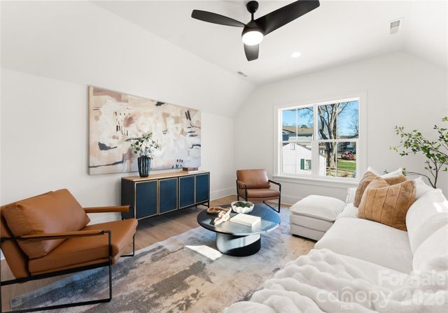 2005 South Street, Charlotte, NC 28208