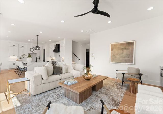 2005 South Street, Charlotte, NC 28208