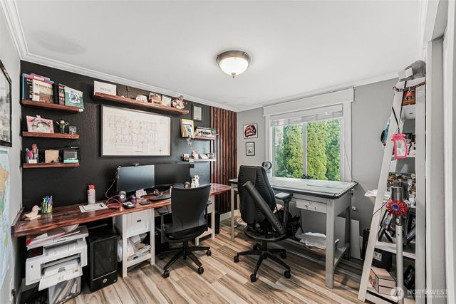 31405 32nd Avenue SW, Federal Way, WA 98023