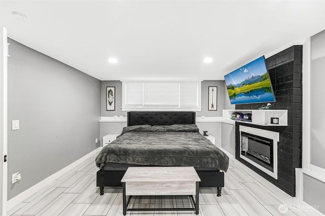 31405 32nd Avenue SW, Federal Way, WA 98023