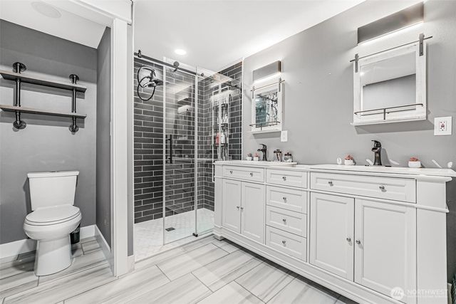 31405 32nd Avenue SW, Federal Way, WA 98023