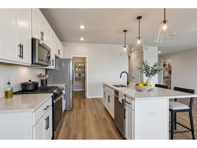 348 Rustic Barn Ln, Berthoud, CO 80513