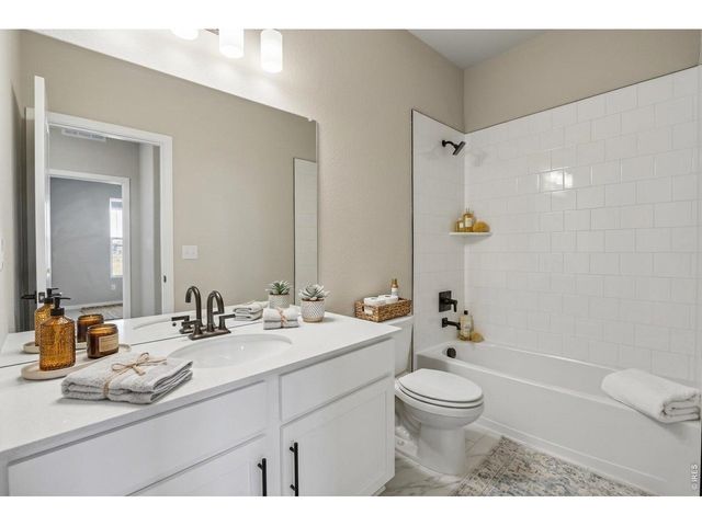 348 Rustic Barn Ln, Berthoud, CO 80513