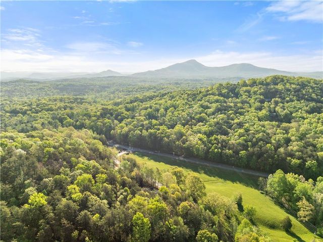 72 Chestatee Drive, Cleveland, GA 30528