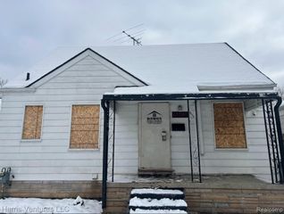 12200 Auburn Street, Detroit, MI 48228