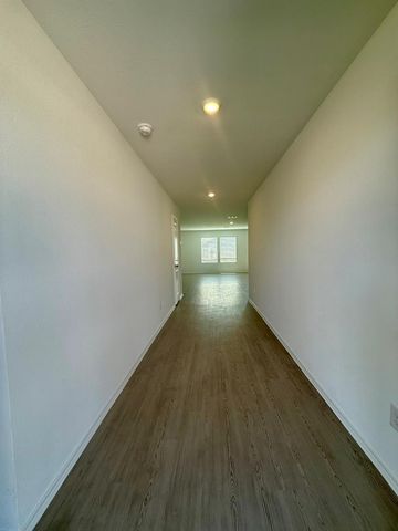128 Ghost Stories Way, Hutto, TX 78634