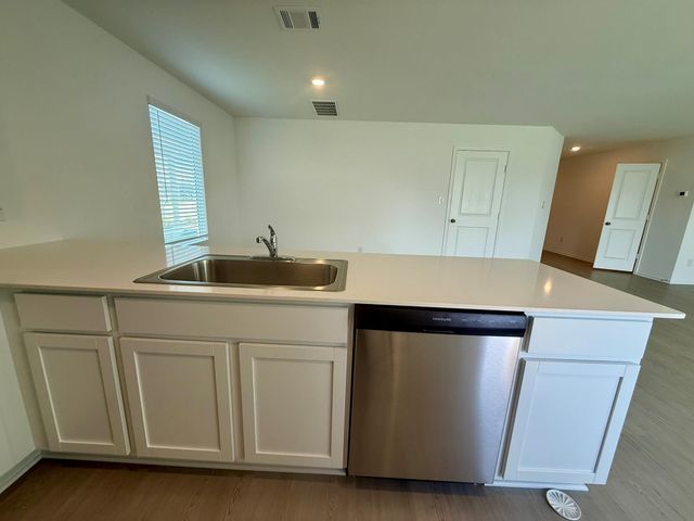 128 Ghost Stories Way, Hutto, TX 78634