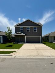 128 Ghost Stories Way, Hutto, TX 78634