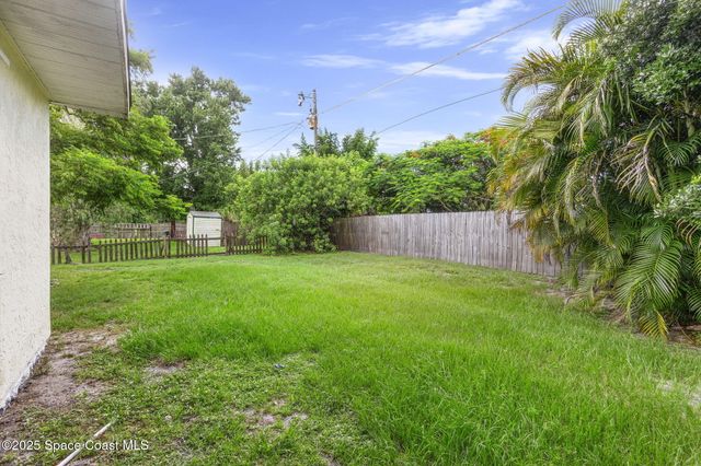 120 Cascade Avenue SE, Palm Bay, FL 32909