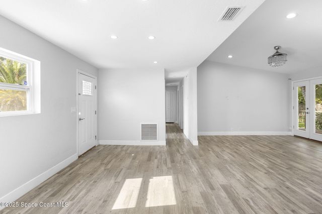 120 Cascade Avenue SE, Palm Bay, FL 32909