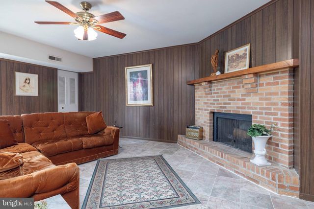 10 ATRAM HALL, Dover, DE 19904
