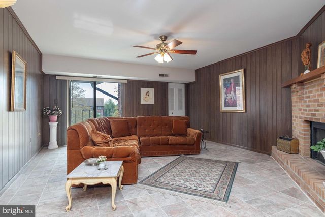 10 ATRAM HALL, Dover, DE 19904