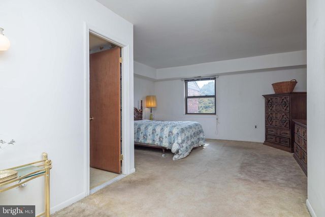 10 ATRAM HALL, Dover, DE 19904