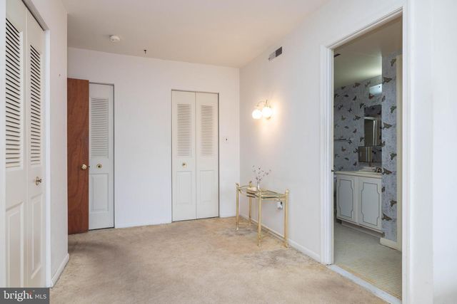 10 ATRAM HALL, Dover, DE 19904