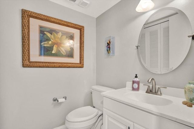 9209 SEMINOLE BOULEVARD 14, Seminole, FL 33772