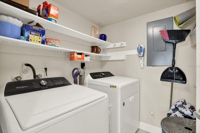 9209 SEMINOLE BOULEVARD 14, Seminole, FL 33772