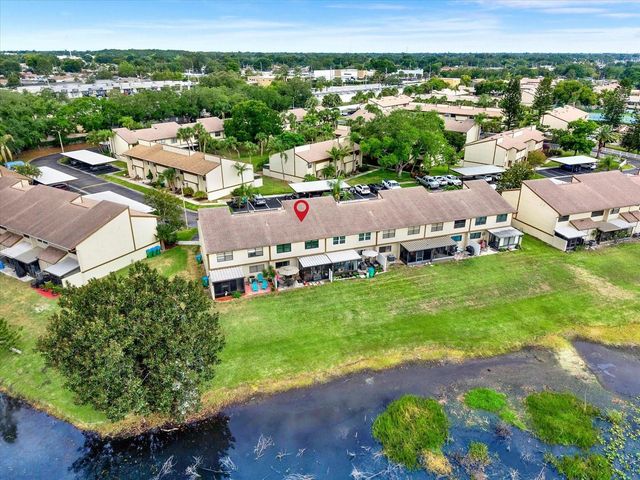 9209 SEMINOLE BOULEVARD 14, Seminole, FL 33772