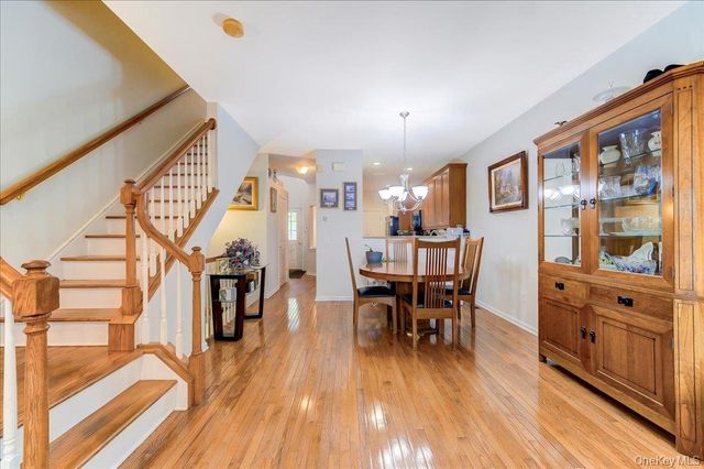 506 Southview Drive, Poughkeepsie, NY 12601