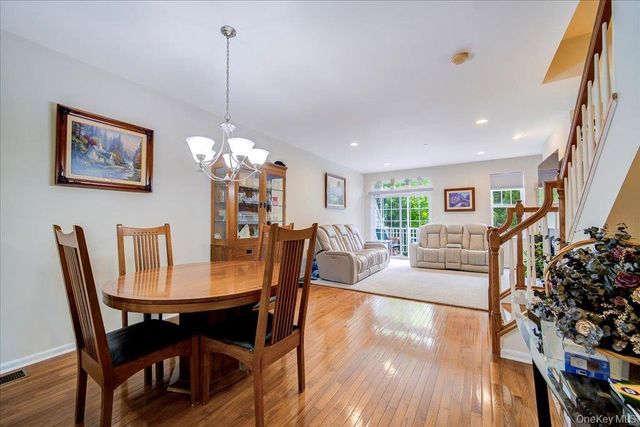 506 Southview Drive, Poughkeepsie, NY 12601