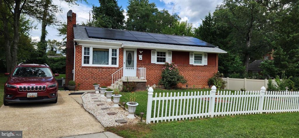 6214 SEMINOLE ST, College Park, MD 20740