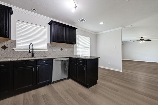 10950 Fern Terrace Drive, Houston, TX 77075