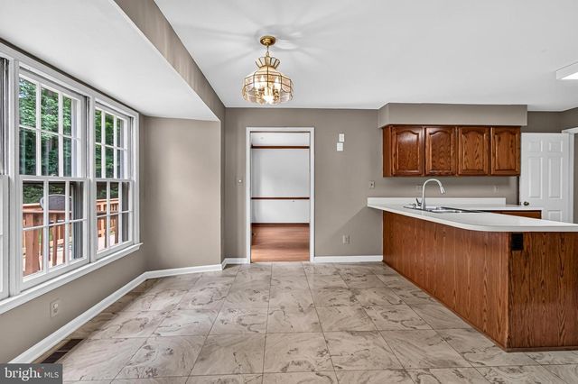 11620 HAVENNER RD, Fairfax Station, VA 22039