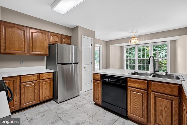 11620 HAVENNER RD, Fairfax Station, VA 22039