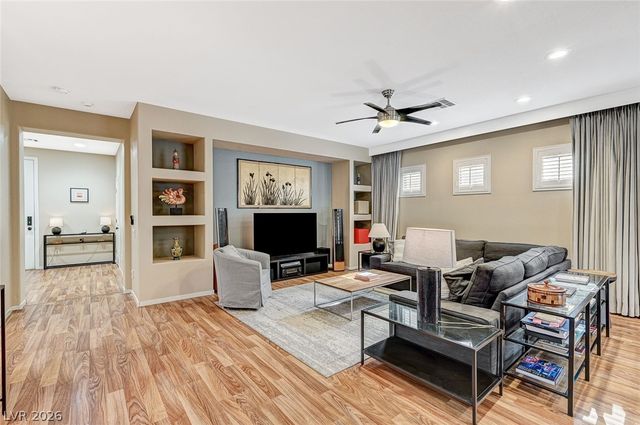 10932 Snow Cloud Court, Las Vegas, NV 89135