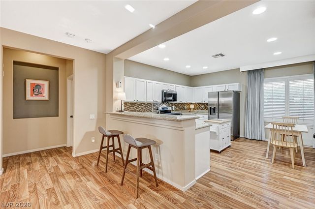 10932 Snow Cloud Court, Las Vegas, NV 89135