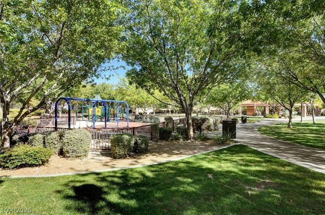 10932 Snow Cloud Court, Las Vegas, NV 89135