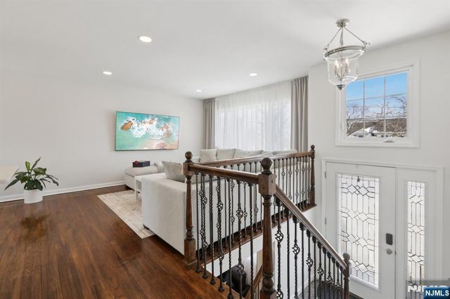 36 Musconetcong Avenue, Hopatcong, NJ 07843