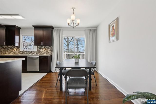 36 Musconetcong Avenue, Hopatcong, NJ 07843