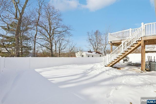 36 Musconetcong Avenue, Hopatcong, NJ 07843