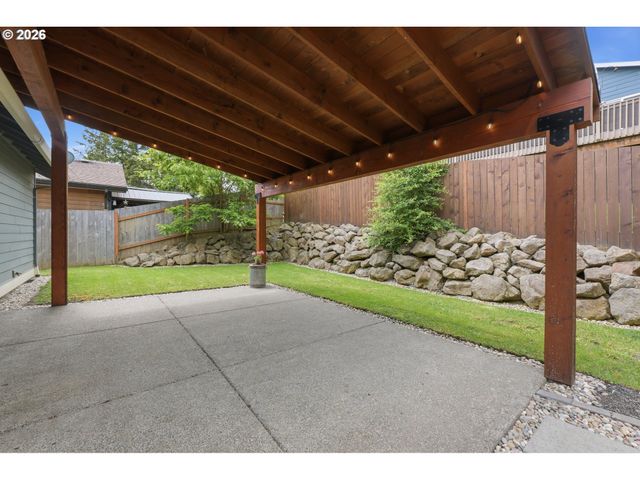 985 5TH Ave, Vernonia, OR 97064