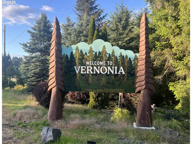 985 5TH Ave, Vernonia, OR 97064