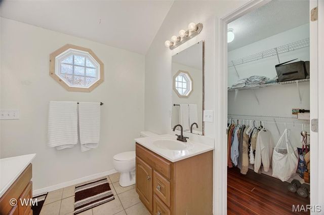 1134 Applelane, Lebanon, MO 65536