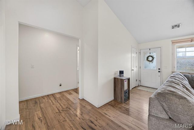 1134 Applelane, Lebanon, MO 65536