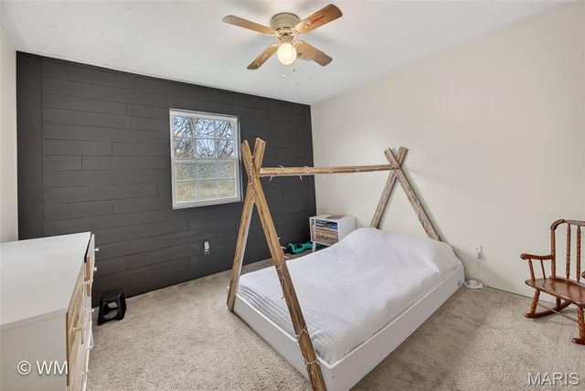 1134 Applelane, Lebanon, MO 65536