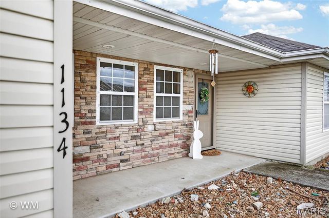 1134 Applelane, Lebanon, MO 65536