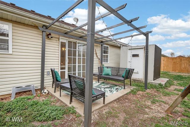 1134 Applelane, Lebanon, MO 65536