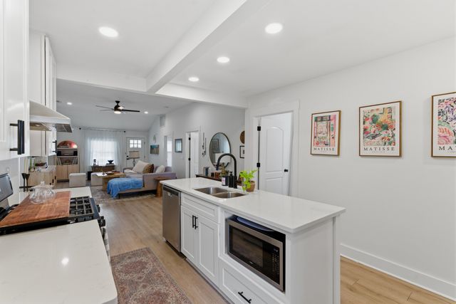 1812 10th Ave, N, Nashville, TN 37208