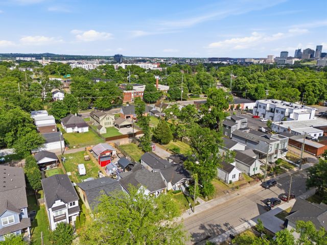 1812 10th Ave, N, Nashville, TN 37208