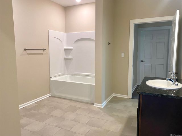 8843 Heron Way, New Roads, LA 70760
