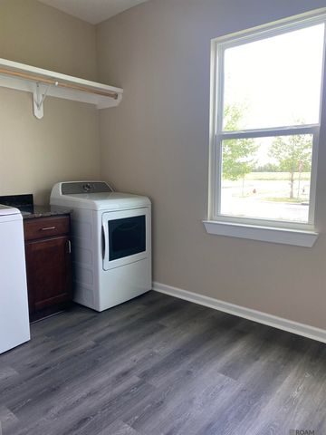8843 Heron Way, New Roads, LA 70760