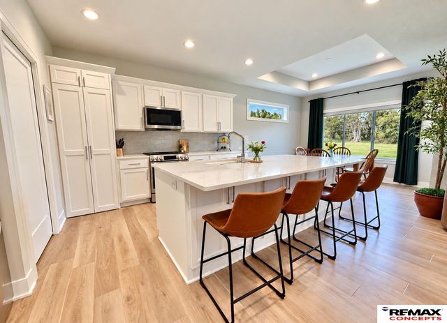 8832 Buckley Creek Road, Lincoln, NE 68520