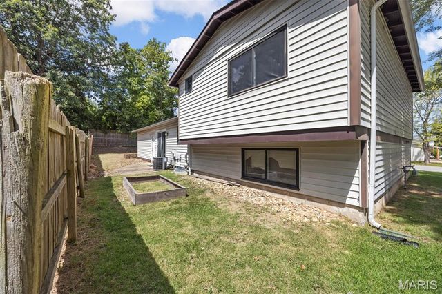 300 Mill Pond Drive, O Fallon, MO 63366