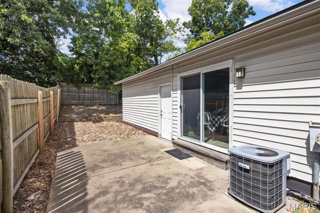 300 Mill Pond Drive, O Fallon, MO 63366