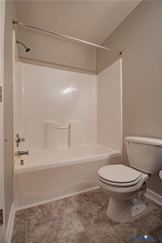 3951 Eagle Dr, Hopewell, VA 23860