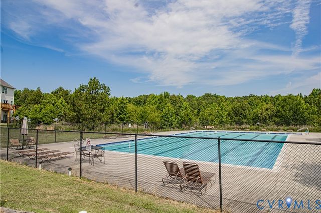 3951 Eagle Dr, Hopewell, VA 23860