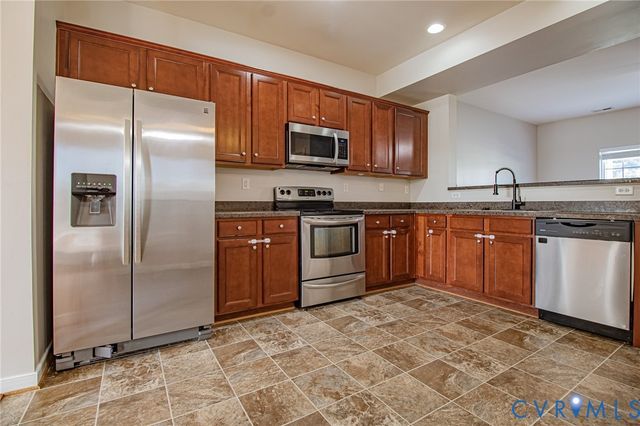 3951 Eagle Dr, Hopewell, VA 23860